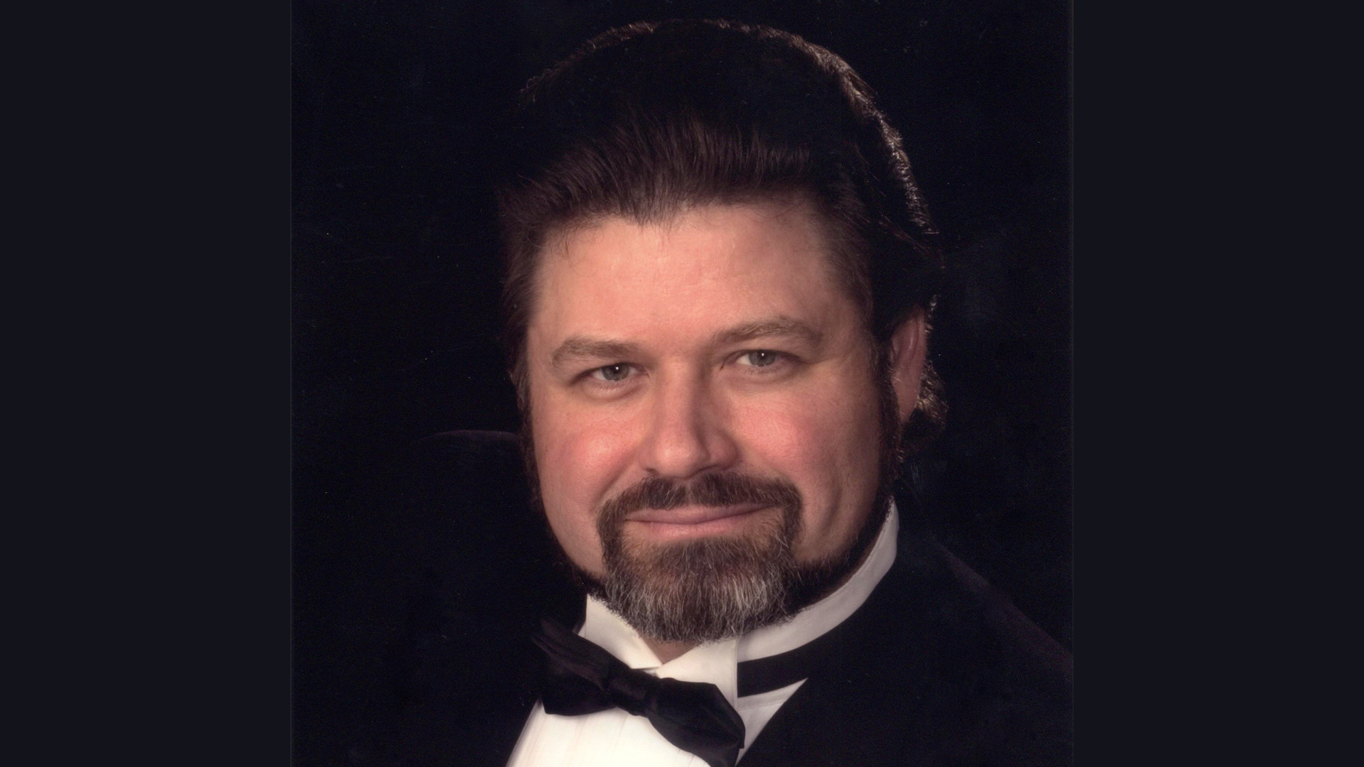 Paul richard alexander. Opera Singer Baritone. Фото оперных певцов.